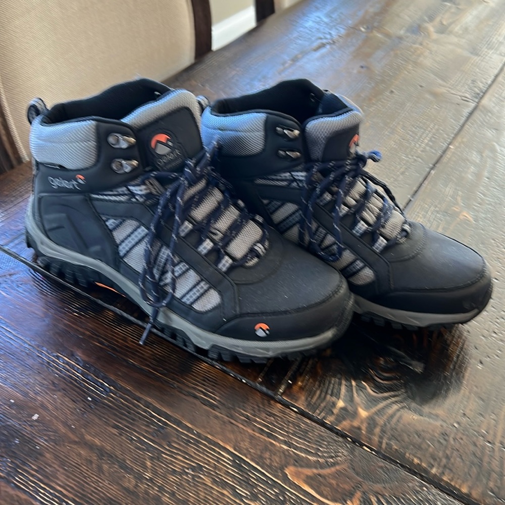 Gelert waterproof winter boots men’s size 8 worn once